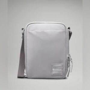 Lululemon Easy Access Crossbody Bag 1.5l